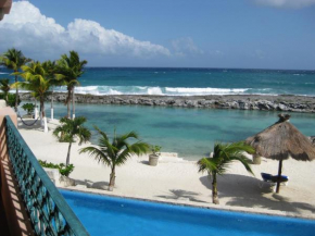 QUINTA LUNA CONDO'S